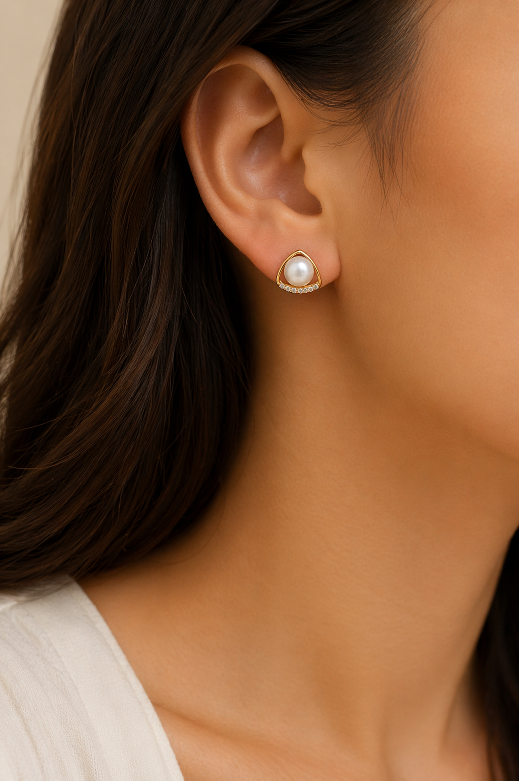 pearl centerpiece gold stud earrings trial