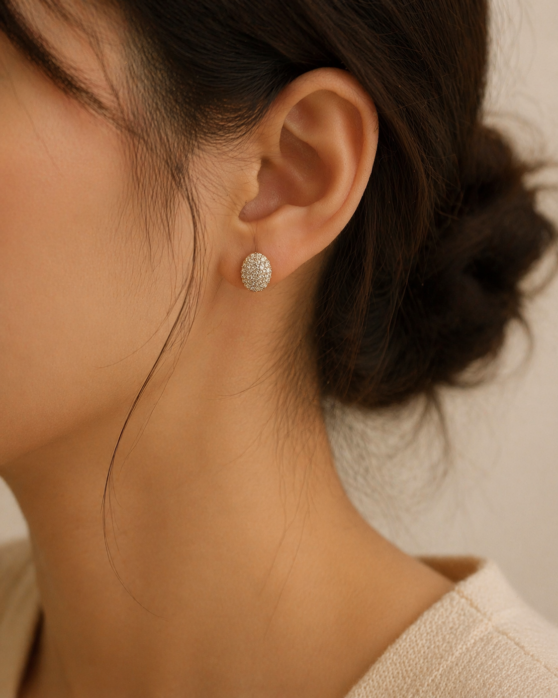 Statement shimmering stones stud earrings trial