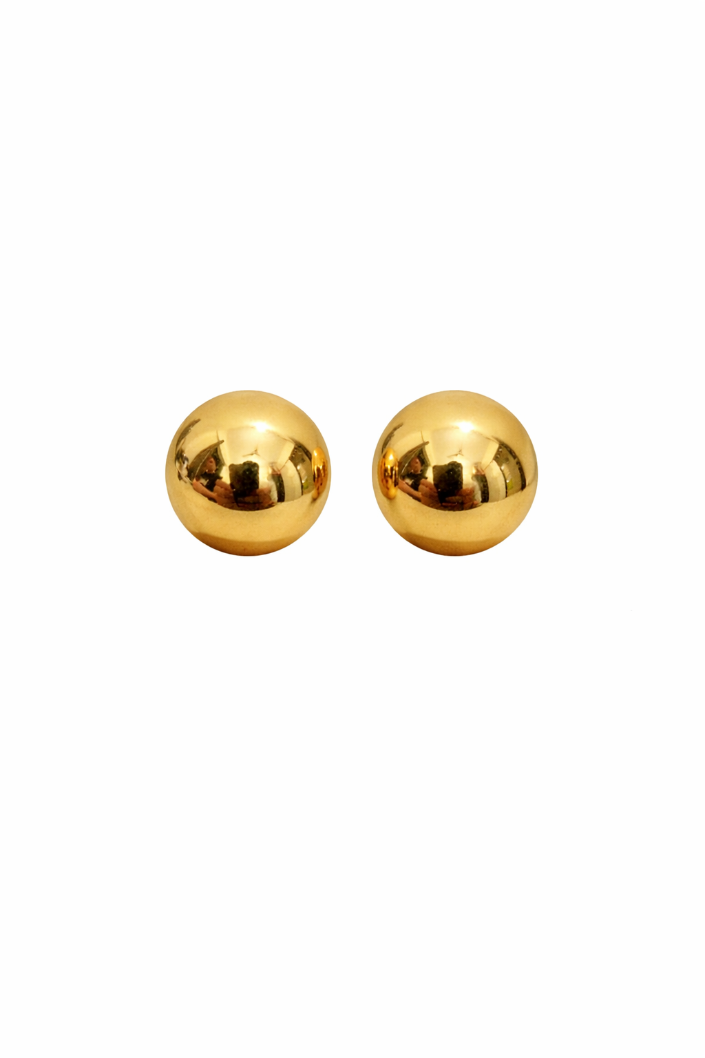 Ball stud earrings