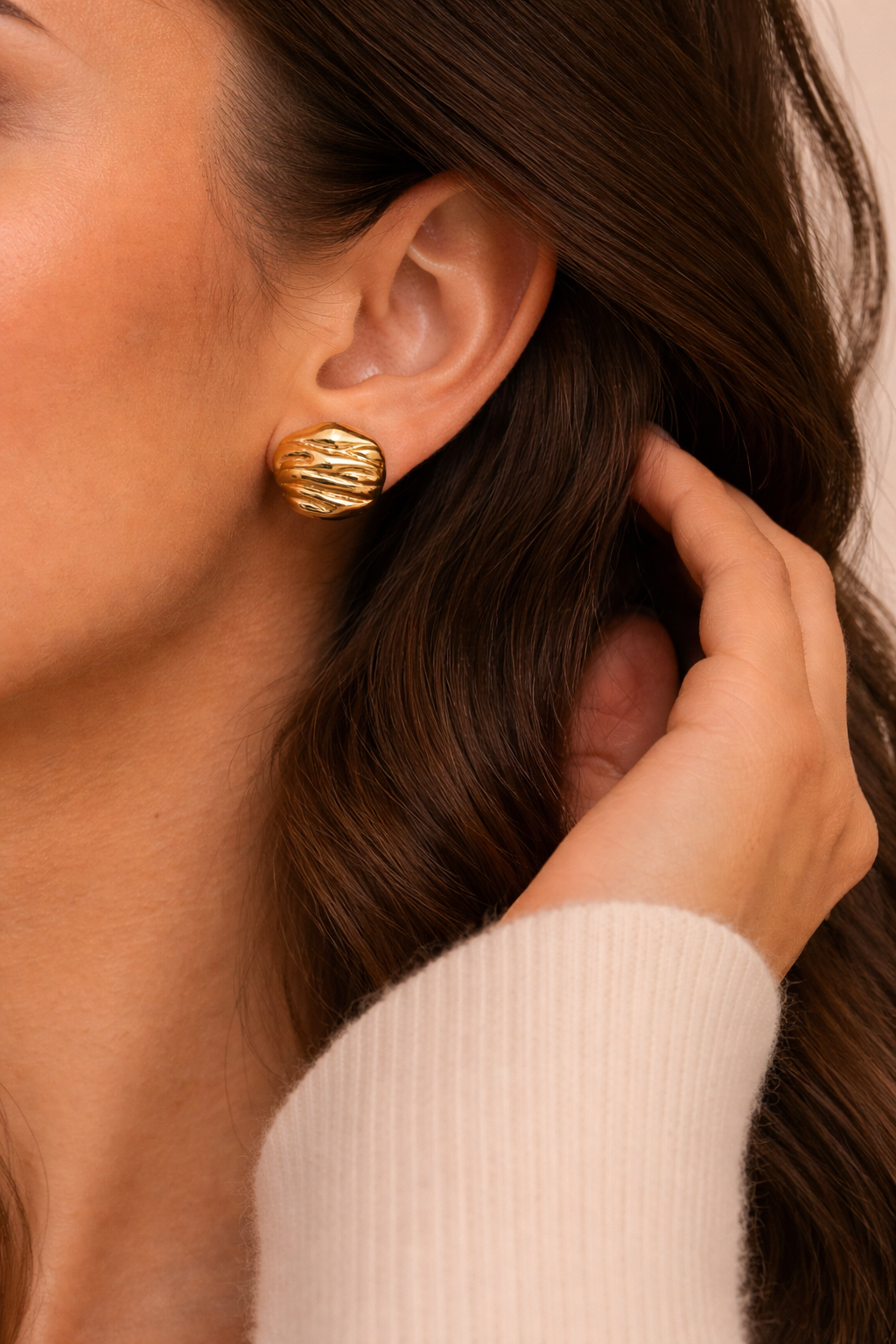 Bold gold stud earrings trial