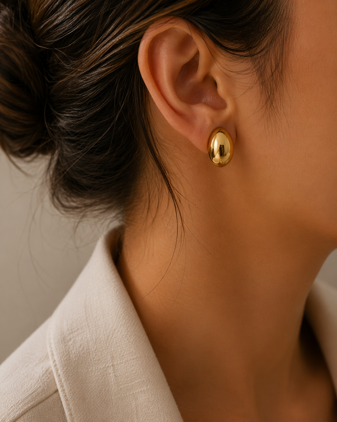 Oval stud earrings trial