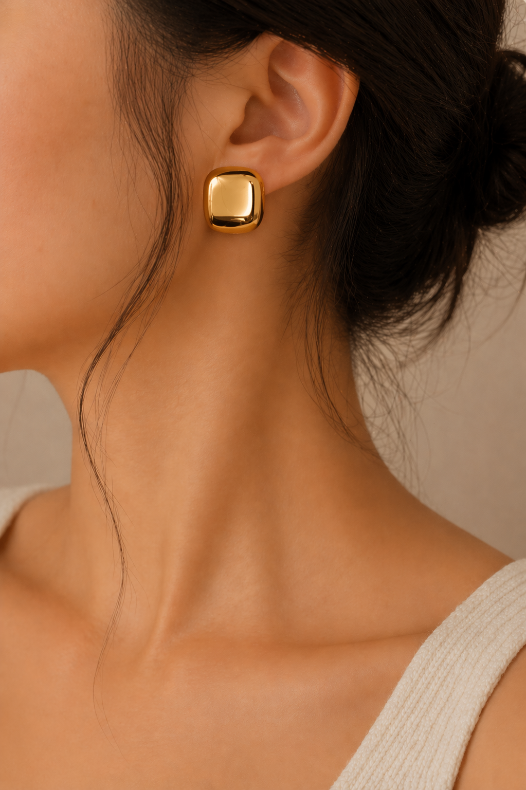 Square stud earrings trial