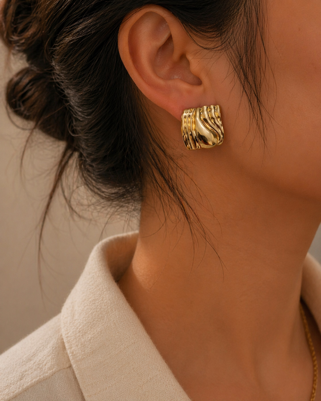 Sculpted molten stud earrings trial