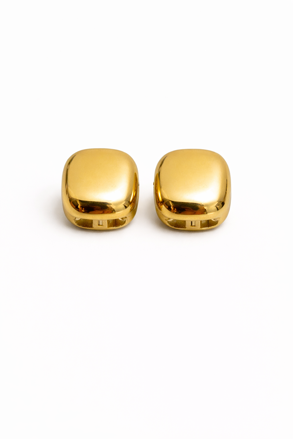 Square stud earrings 