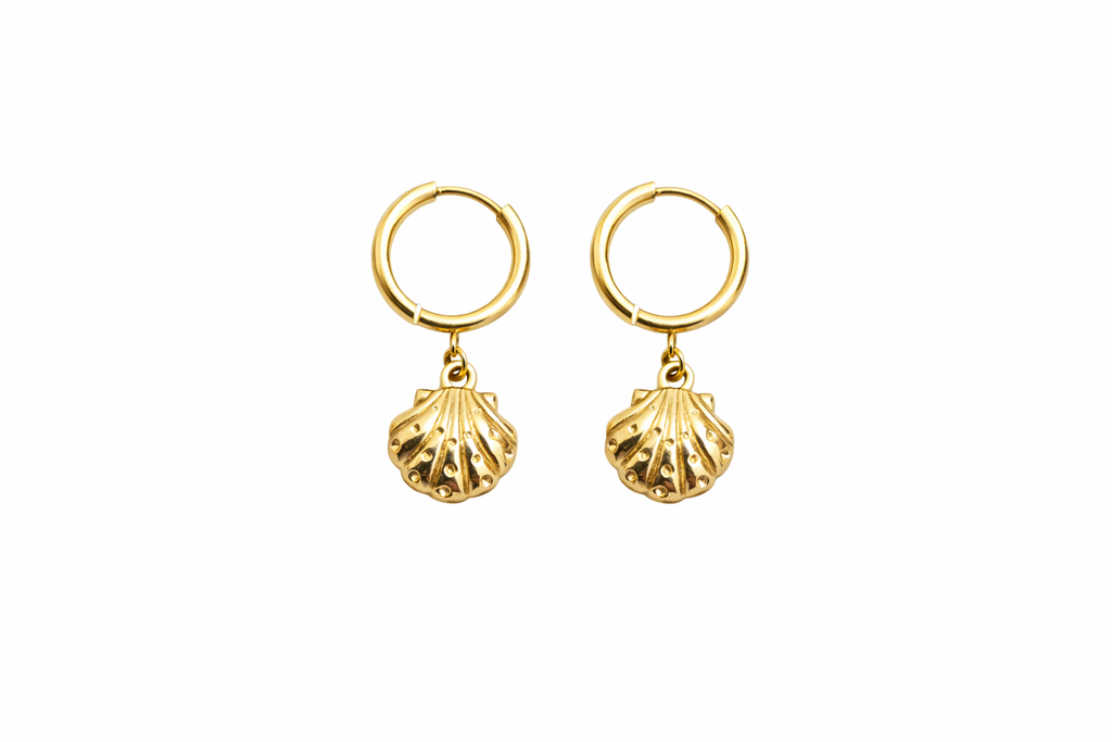 Shell charm hoop earrings 