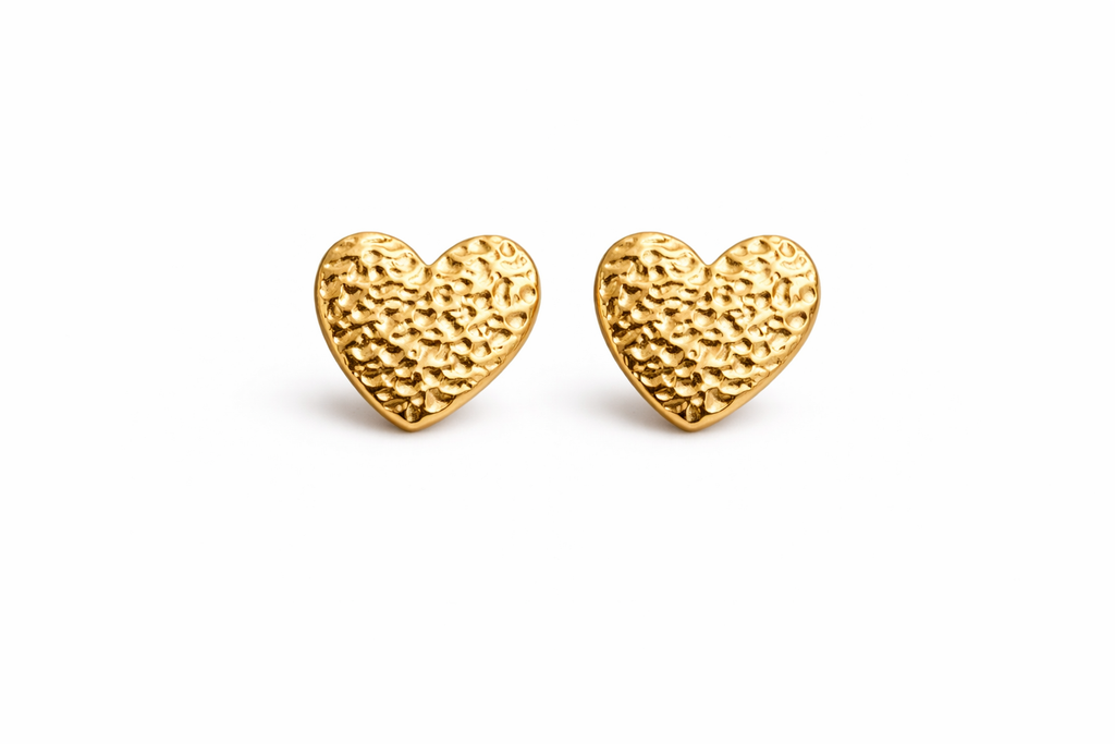  Textured heart shaped stud