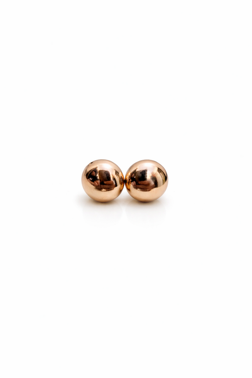 Ball stud earrings