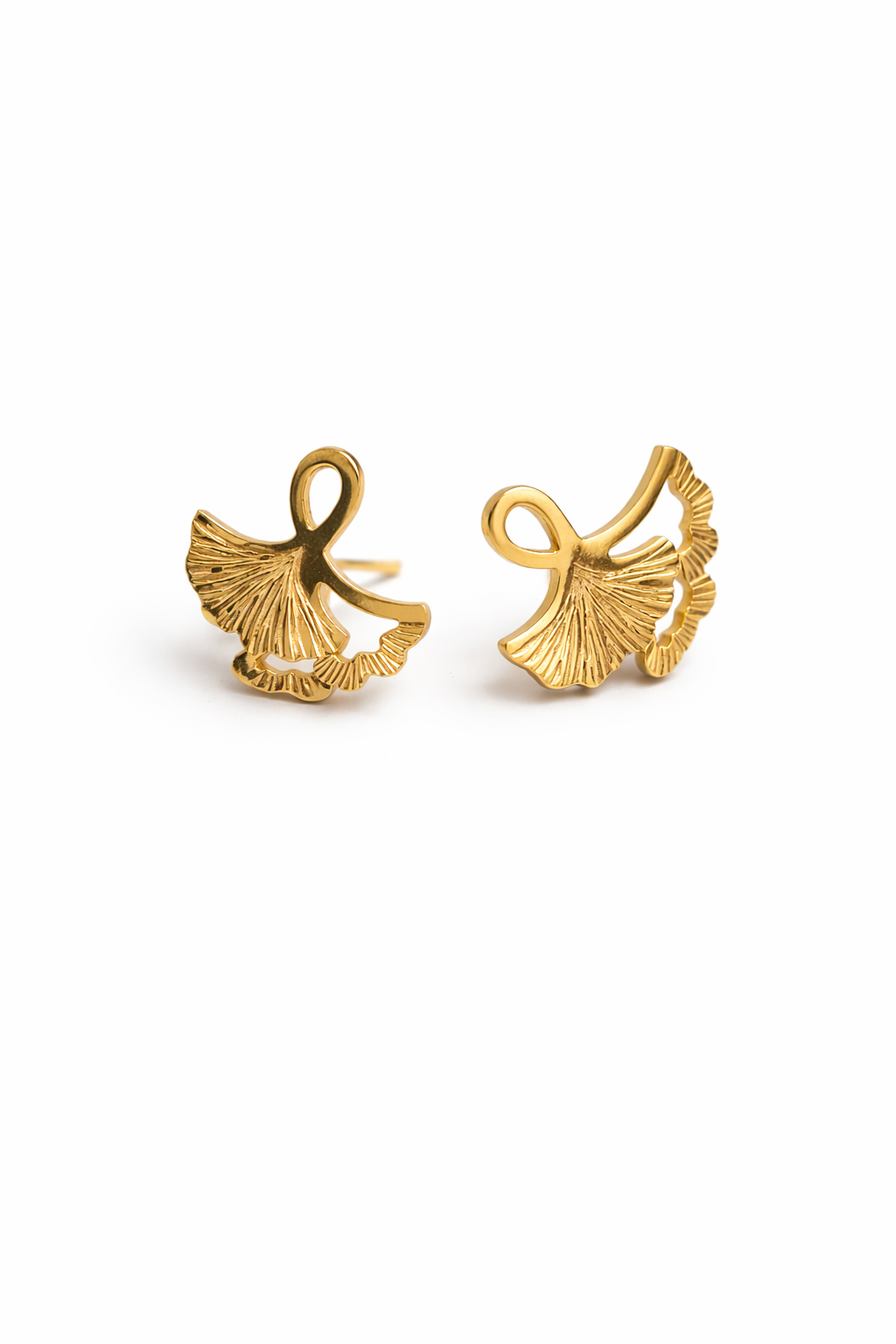 Chic gold stud earrings