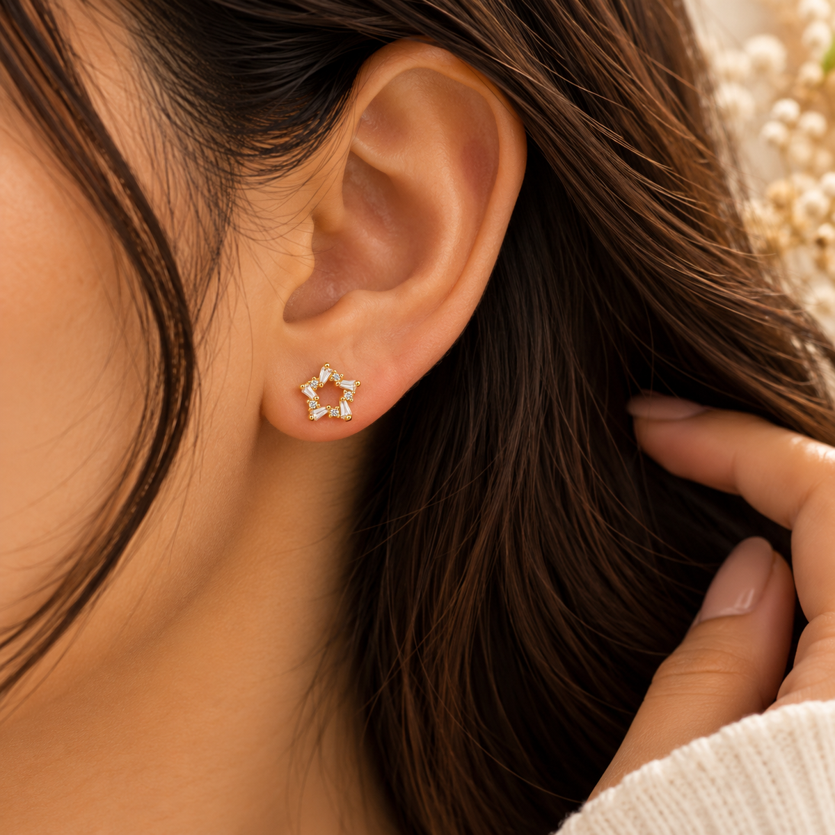 Delicate Gold Star Stud Earrings trial