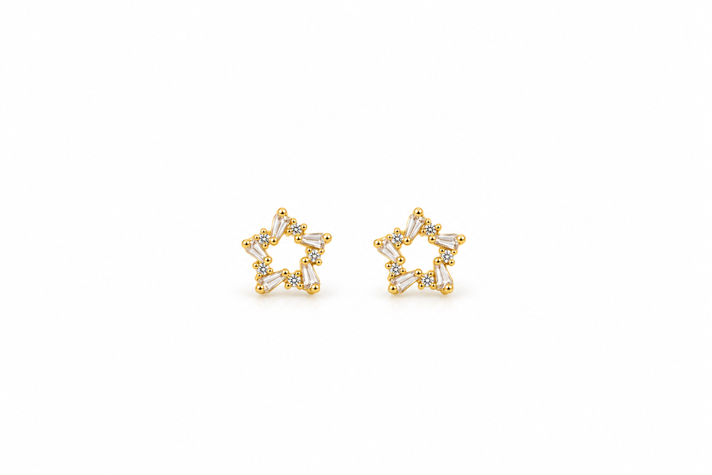 Delicate Gold Star Stud Earrings 