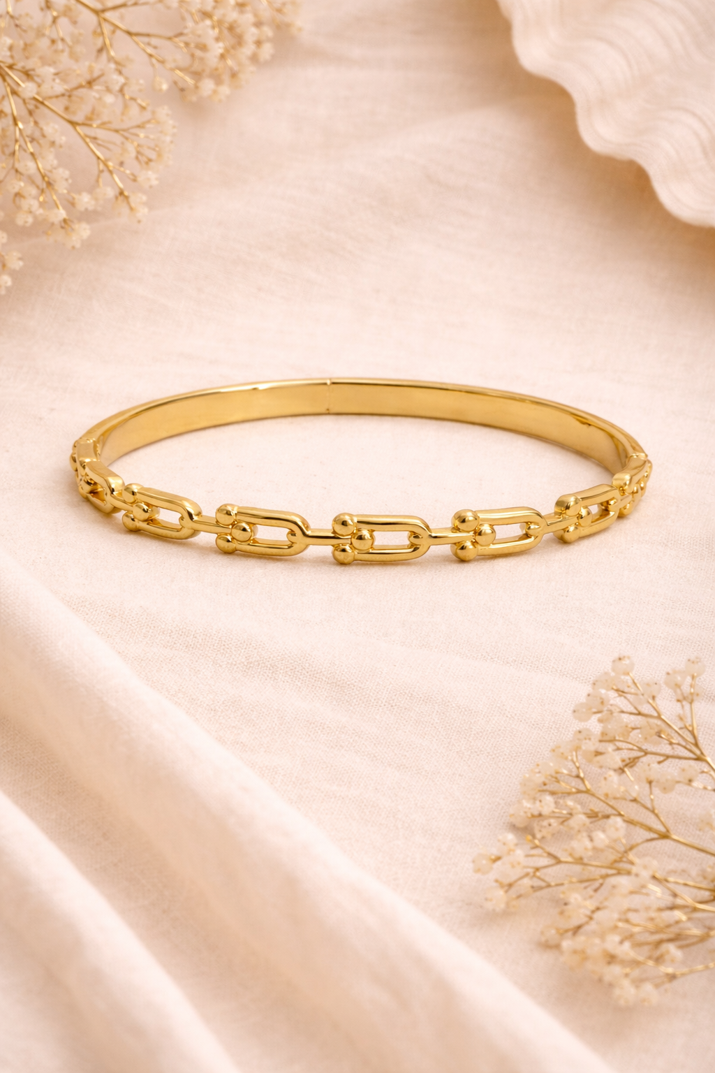 Linked Luxe Bangle