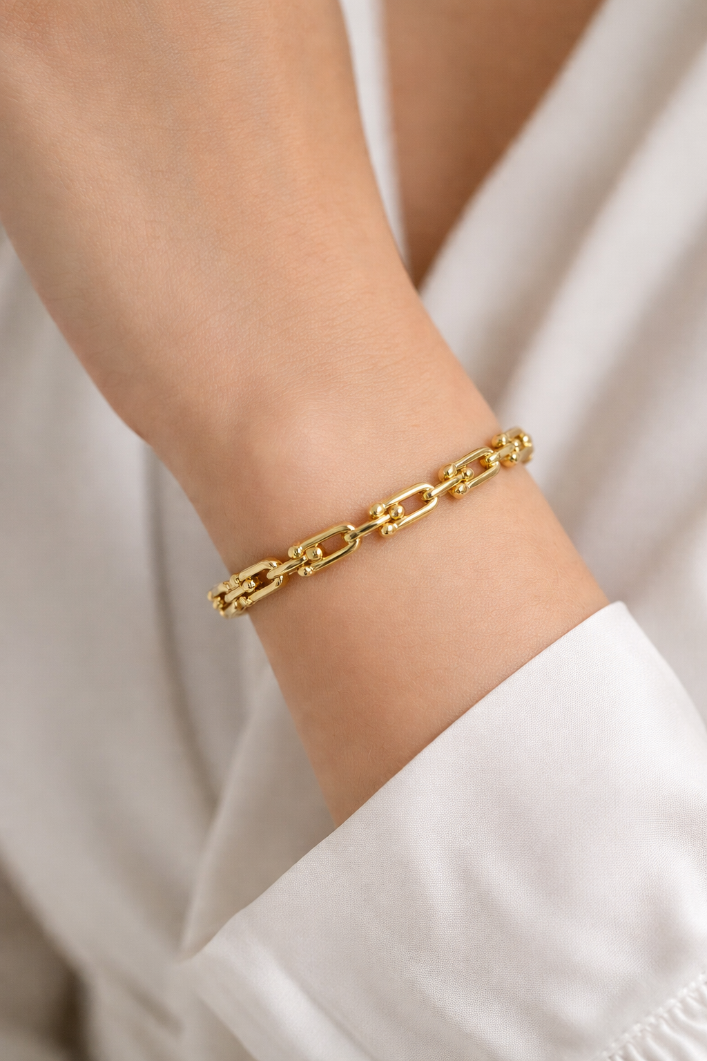 Linked Luxe Bangle
