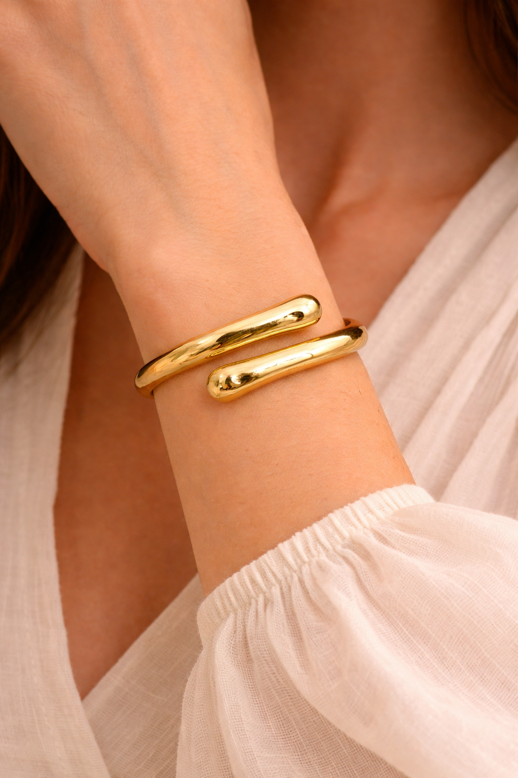 Molten Curve Statement Cuff
