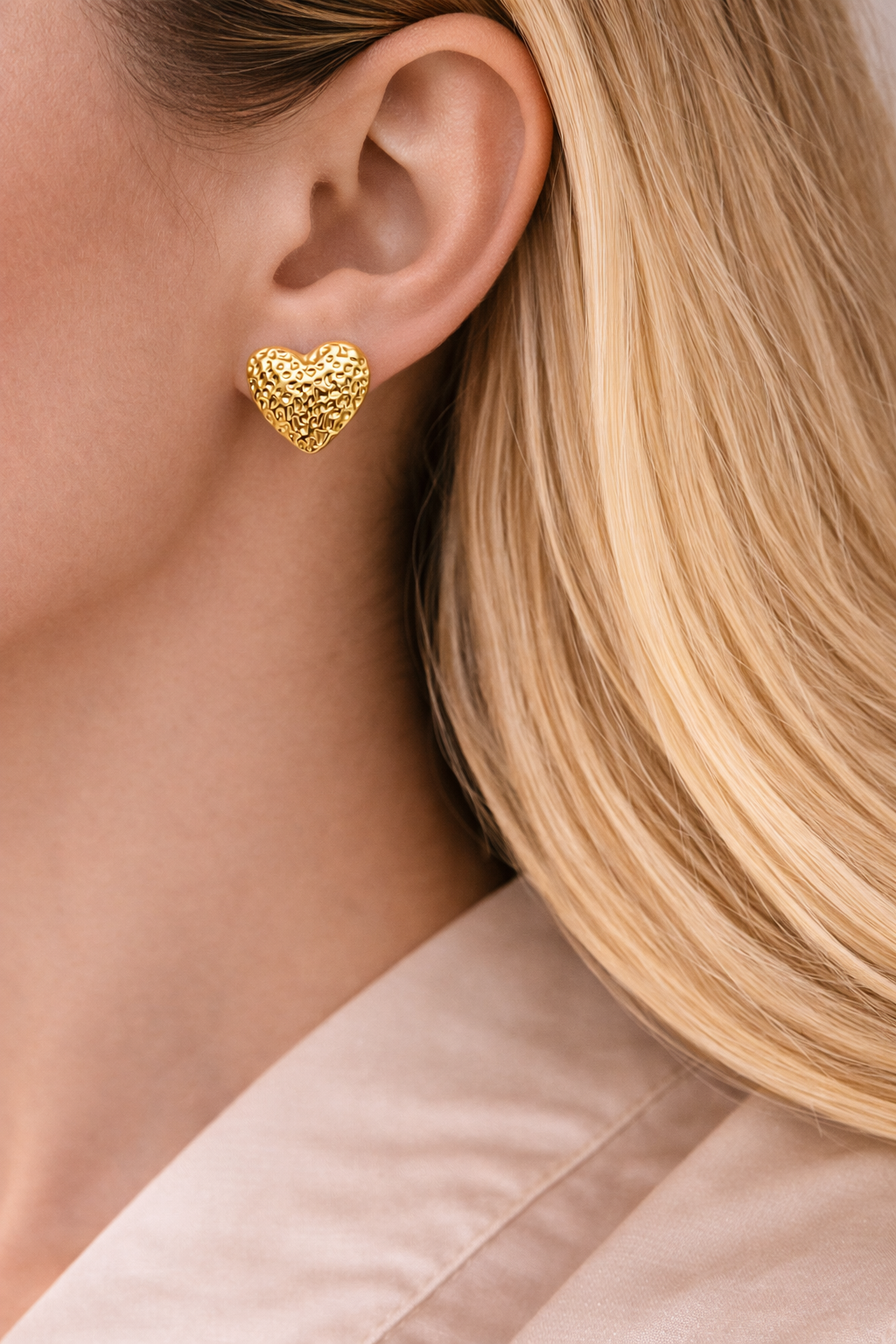 gold heart earrings trial